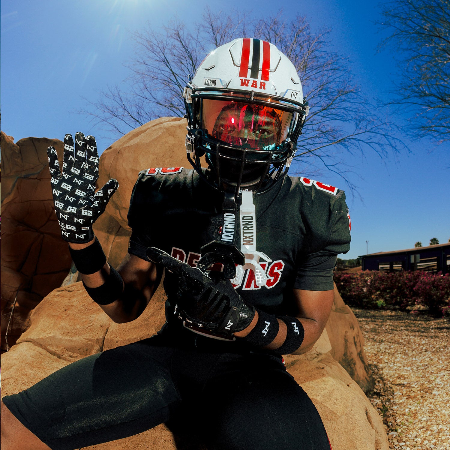 VZR3® Football Visor Clear Red - Image 2