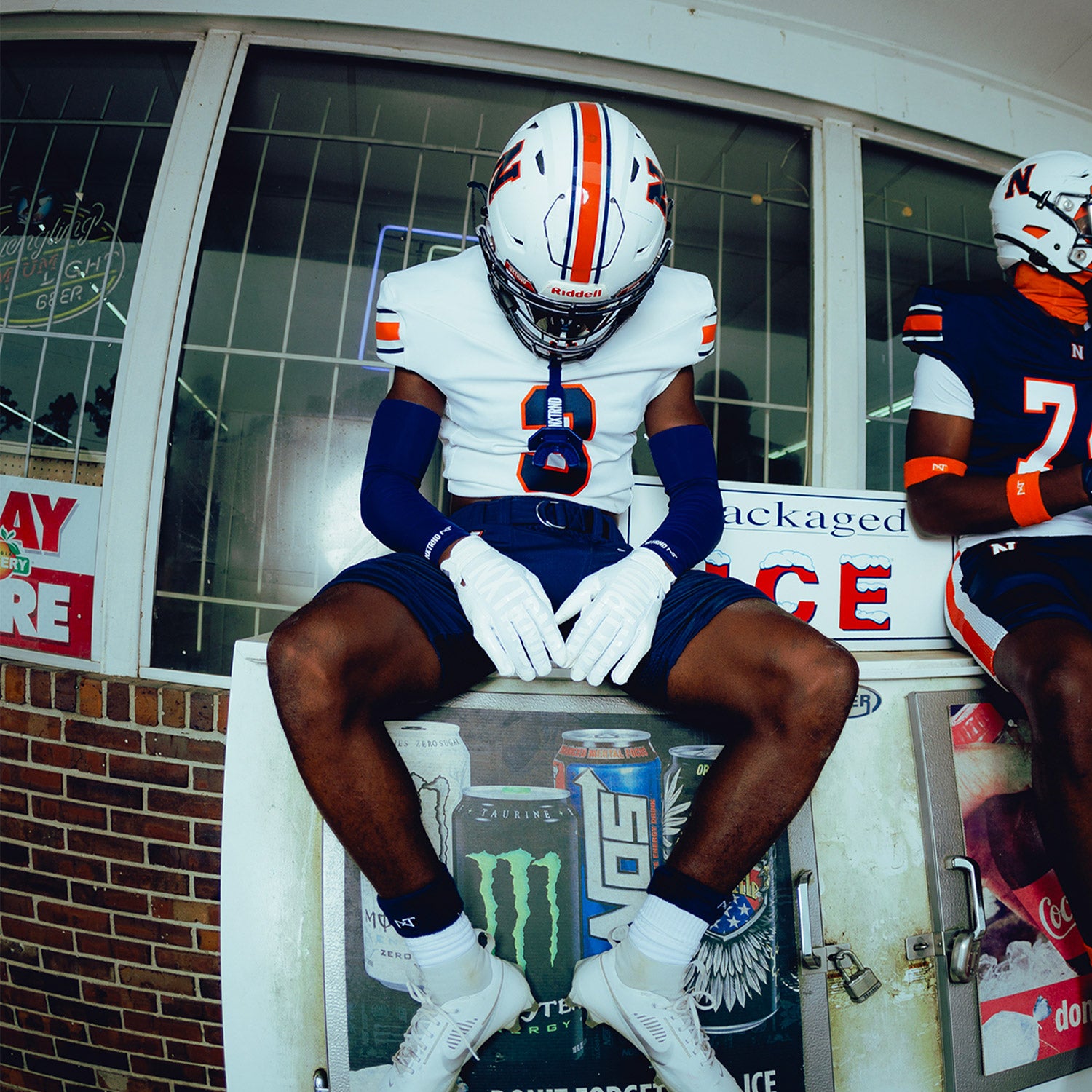 AirTek Arm Sleeves Navy Blue (1 Pair) - Image 2